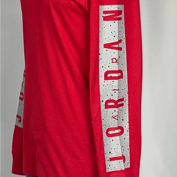 Air Jordan Longsleeved Cement Red New with Tags Small Bred Retro Shirt - Picture 5 of 9